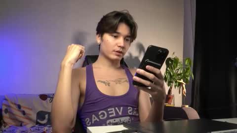 lovelydany3 online show from October 23, 9:15 pm