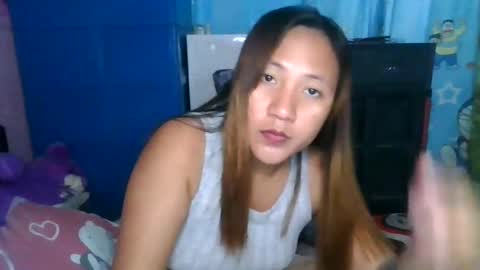 Snapshot of lovelyladylynxxx chatting on February 9, 5:50 am LocwlyLSYlYNXXX online show from February 9, 5:50 am