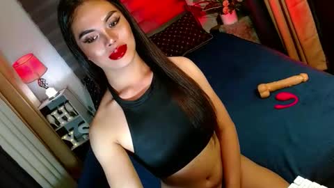 Snapshot of lovelymiss_shyna11 chatting on October 8, 9:15 am lovelymiss_shyna11 online show from October 8, 9:15 am
