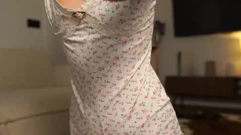 kim online show from October 14, 2:09 pm