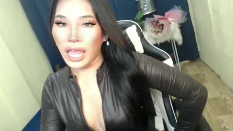 Snapshot of lovelysugar18 chatting on October 23, 6:31 pm STWEET LINA online show from October 23, 6:31 pm