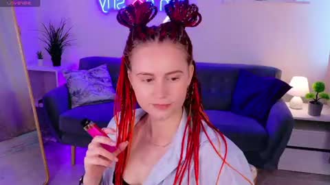 DAISY online show from June 12, 1:32 pm