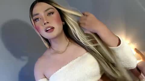 lovers moon22 online show from February 8, 11:24 pm