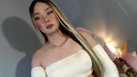 lovers moon22 online show from January 11, 9:46 pm