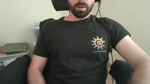 lovetojiz933 online show from December 4, 4:32 pm