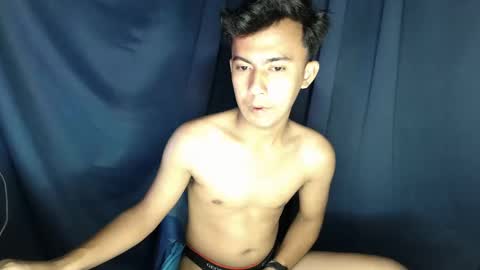 lovetosuckxox online show from November 30, 10:00 am