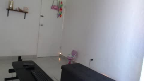 cutelucy 3 online show from July 27, 4:37 pm