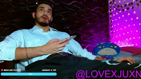 lovexjuxn77 online show from June 16, 7:18 pm