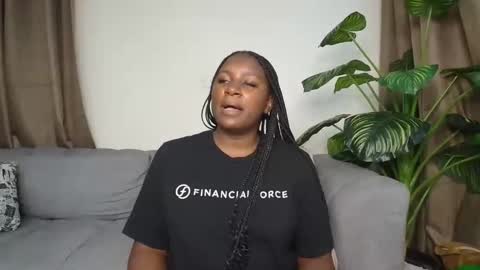 loyalcutie online show from February 9, 4:05 am