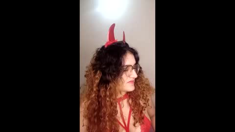 luana363 online show from March 20, 11:10 pm