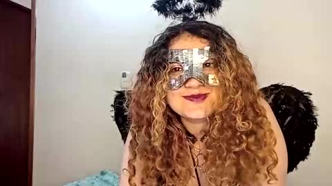 luana363 online show from October 27, 7:03 pm