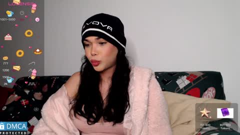 luara_ online show from January 9, 2:07 pm