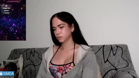 luara_ online show from March 26, 2:55 pm