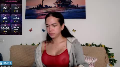 luara_ online show from April 7, 6:59 am
