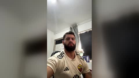 lucas_wolfx online show from April 28, 11:47 am