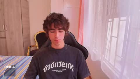 lucas_xo online show from October 1, 8:41 pm