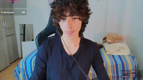 lucas_xo online show from February 20, 3:39 am