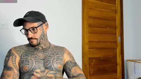 lucasexclusive online show from October 26, 6:58 am