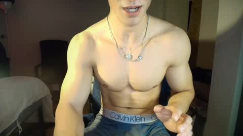 LucasKodak online show from July 30, 4:02 am