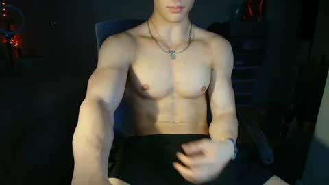 LucasKodak online show from June 15, 4:59 am