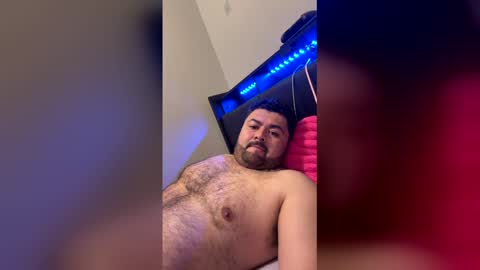 lucasmagana85 online show from February 20, 8:05 am