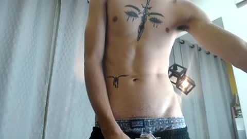 LucassSmith11 online show from May 28, 2:53 am
