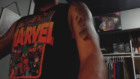 Luchi Luchano online show from January 2, 1:17 am