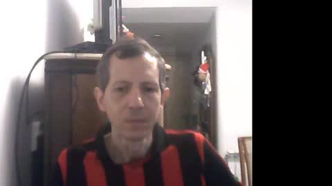 Snapshot of lucianoaxel chatting on January 12, 9:19 pm Luciano online show from January 12, 9:19 pm