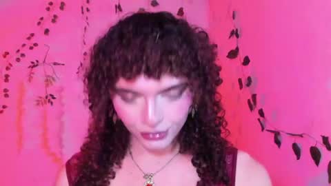 Lucy or Lucian 3 Come to my social Links3   online show from June 15, 7:11 am