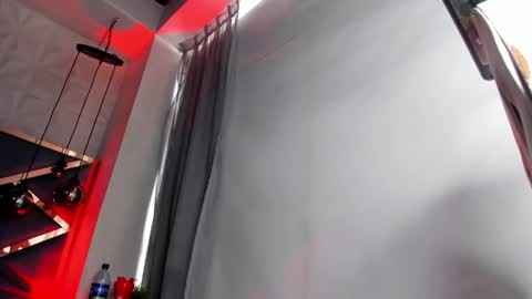 Leo online show from November 29, 3:19 pm