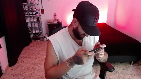 luciifer_hills online show from December 4, 11:24 am