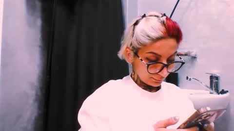 lucky_denizz online show from November 23, 9:51 am