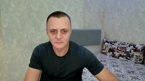 Ethan online show from December 4, 8:12 pm