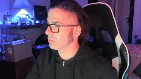 Lucky online show from March 1, 9:04 pm