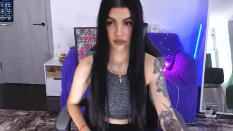 Monika online show from December 4, 4:28 pm