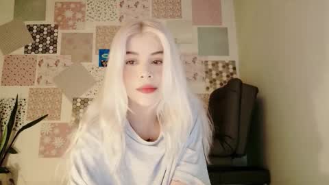 luckysapphire777 online show from February 20, 9:55 am