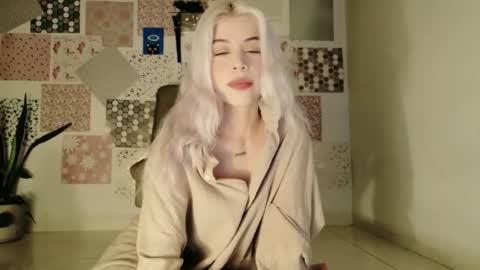 luckysapphire777 online show from February 27, 8:07 am