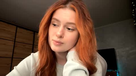 EmmaEmbers online show from March 27, 5:14 pm