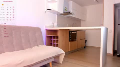 Snapshot of lucy__77 chatting on October 16, 7:56 pm Hello my name is Lucy nice to meet you thumb up is important for me kisses online show from October 16, 7:56 pm