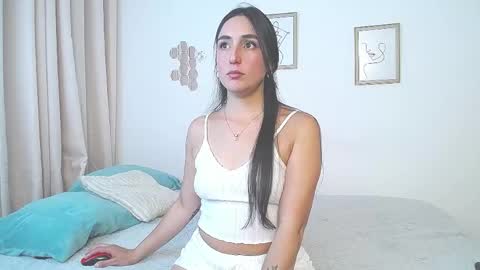 Lucia online show from April 13, 9:41 pm