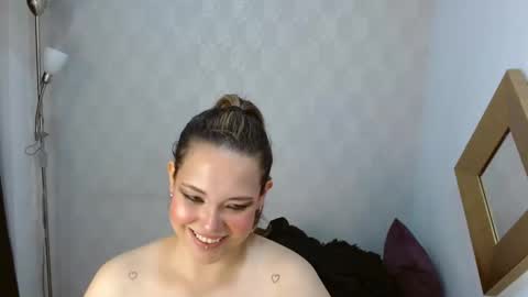 Im Lucy online show from November 28, 1:24 am