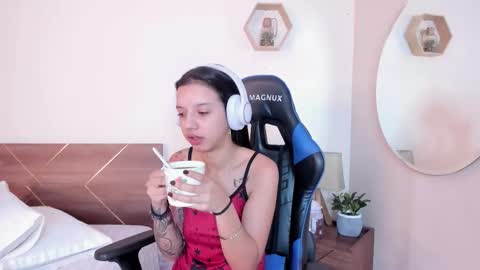 Your Lucy online show from November 10, 3:42 am