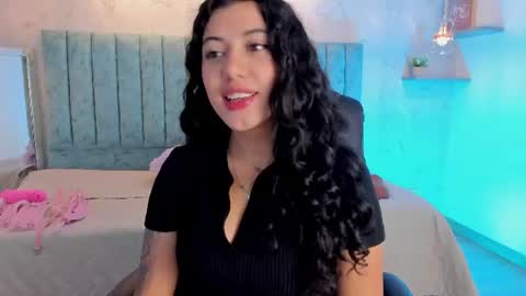 Lucy Greys online show from June 23, 12:44 pm