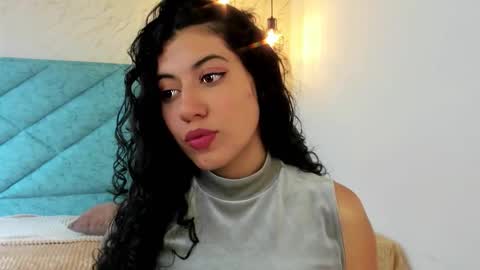 Lucy Greys online show from March 13, 6:33 pm