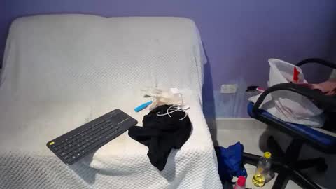  SleepyAbuela online show from April 15, 1:36 pm