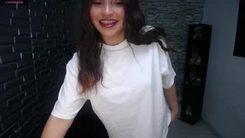 LUCY online show from March 25, 3:57 am