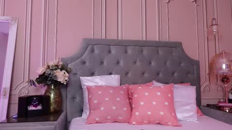 LucyAddison online show from January 19, 6:23 am