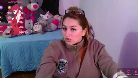 LUCIA  online show from November 25, 12:09 am