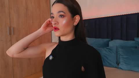 LucyDeLuca online show from April 1, 5:41 am