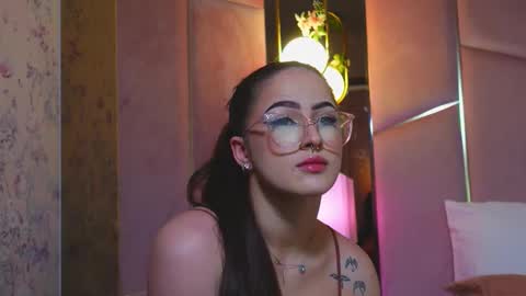 Lucy Lexton online show from March 23, 2:38 am